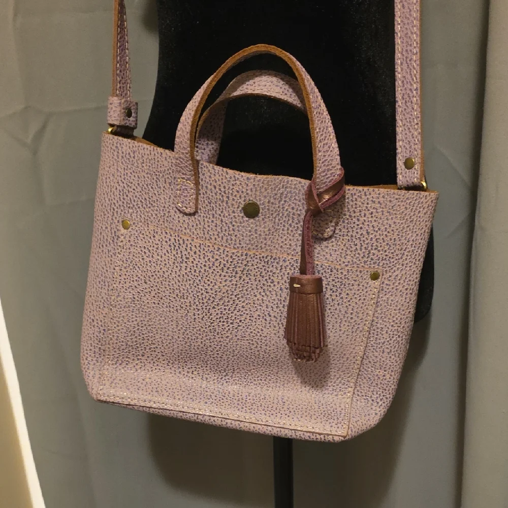 🦄PLG Purple Pebble Textured Tote Bag- LILAC And Plum Tassel Charm - Picture 1 of 3
